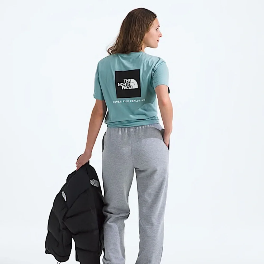NWT The North Face Evolution Box NSE Relaxed Short-Sleeve Tee | Blue Eclipse XS - Picture 3 of 4